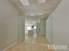 8931 Southbay Dr in Tampa, FL - Building Photo - Building Photo