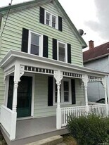 3 Allen Pl in Poughkeepsie, NY - Building Photo