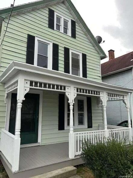 property at 3 Allen Pl