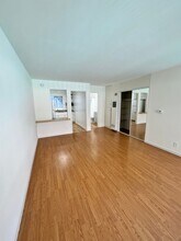 5855 Carlton Way in Los Angeles, CA - Building Photo - Building Photo