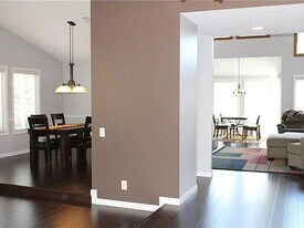 1600 Old Hunters Trce in Marietta, GA - Building Photo