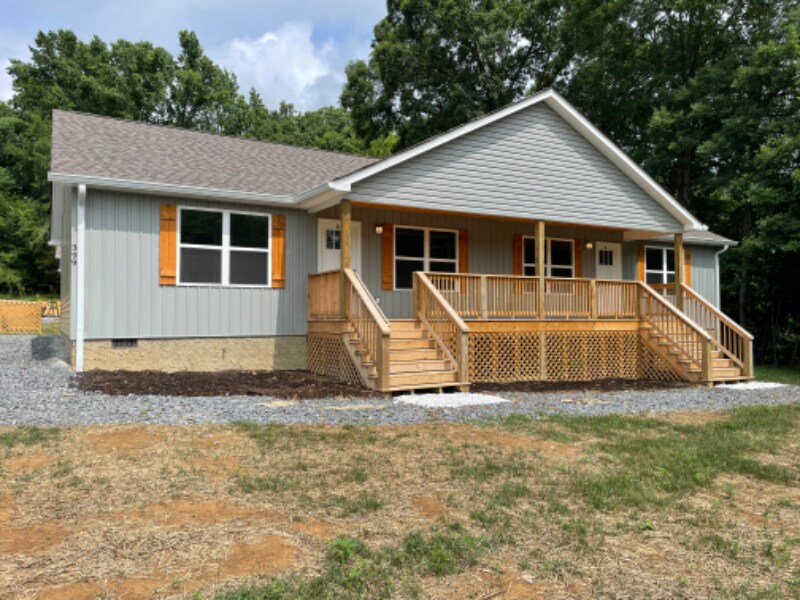 375 Virginia St, Unit B in Dayton, TN - Building Photo