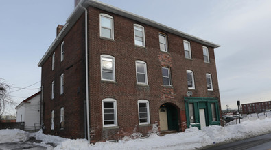 12 Winter St in Worcester, MA - Foto de edificio - Building Photo