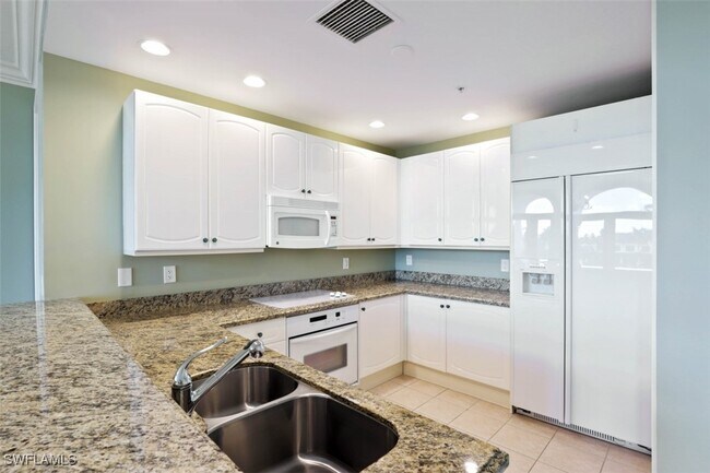 property at 900 5th Ave S