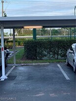 4710 St Croix Ln in Naples, FL - Building Photo