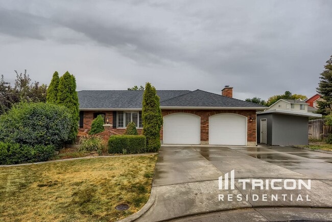 1425 E 2400 N in Layton, UT - Building Photo - Building Photo