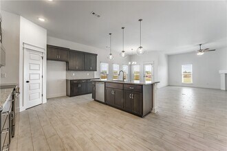 800 Lewis St in Pea Ridge, AR - Building Photo - Building Photo