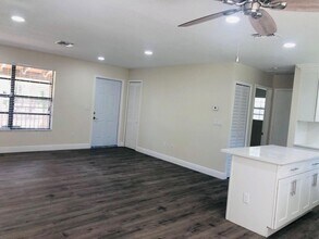 13618 51st Pl N in West Palm Beach, FL - Foto de edificio - Building Photo