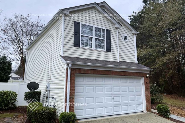 property at 866 Windcroft Cir NW