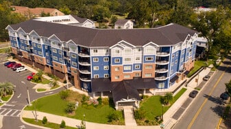 Casanas Village At Frenchtown Square in Tallahassee, FL - Building Photo