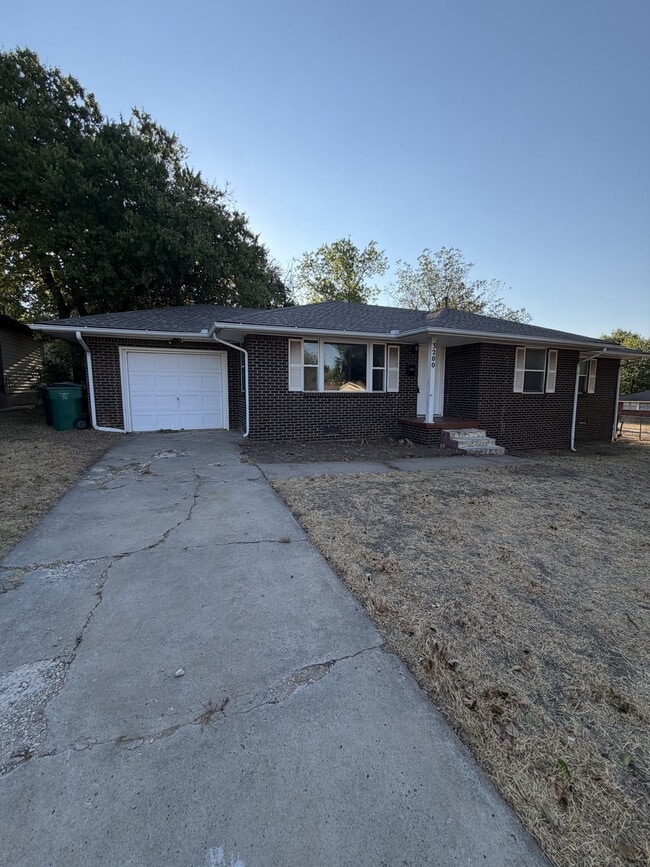 property at 3200 Lyon Blvd