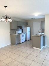 402 S 14th St in Fort Pierce, FL - Building Photo - Building Photo