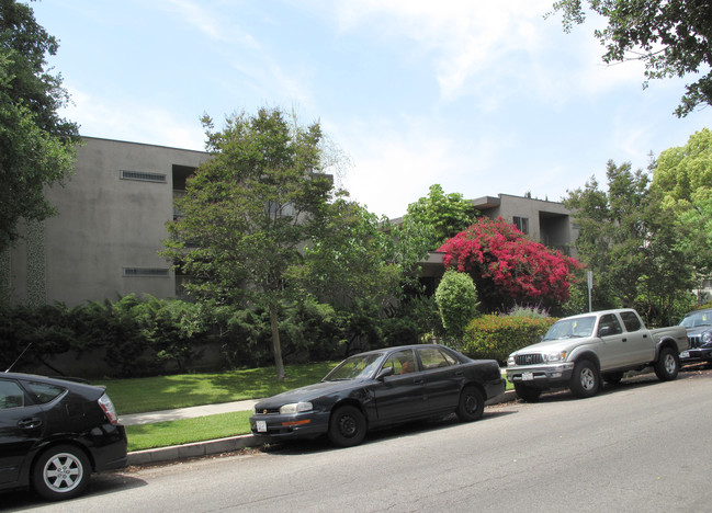 807 Prospect Ave in South Pasadena, CA - Building Photo - Building Photo