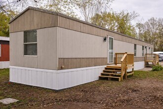69 Deerwood Park in Centralia, IL - Foto de edificio - Building Photo