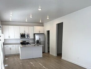 1545 Bravo Dr in Eagle Mountain, UT - Building Photo - Building Photo
