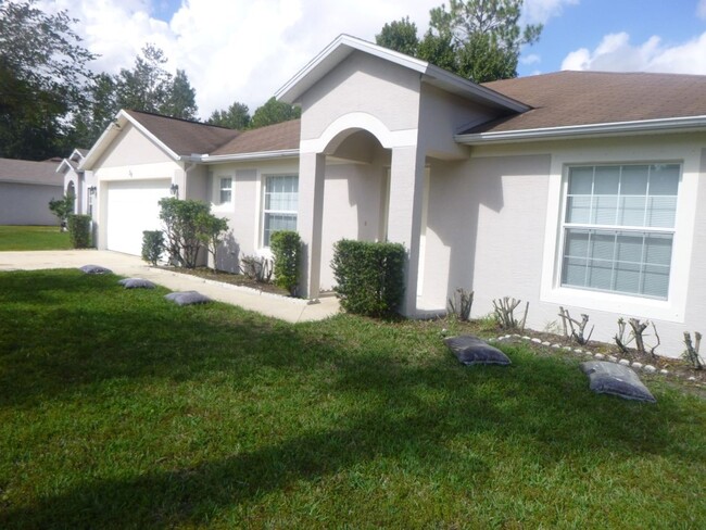 39 Point Pleasant Dr in Palm Coast, FL - Building Photo - Building Photo