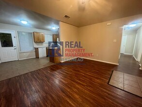 125 Stewart Bend Ct in Azle, TX - Building Photo - Building Photo