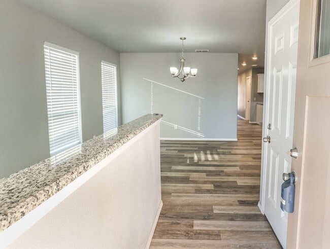 1107 N Englewood Ave in Lubbock, TX - Building Photo - Building Photo