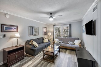 640 Cornell St in Charleston, SC - Building Photo - Building Photo