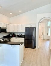 2414 Siward Ave in Orlando, FL - Building Photo - Building Photo