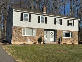 44 Bishop Ave in Southington, CT - Building Photo