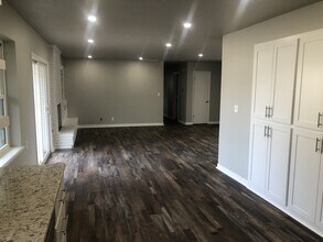 2209 Iowa St in Norman, OK - Building Photo - Building Photo