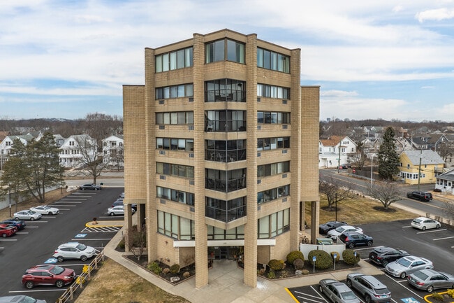 Harborview Condominiums