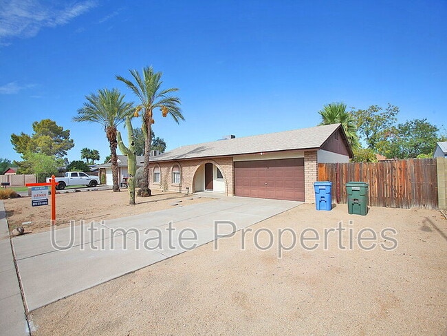 16022 N 30th Ave in Phoenix, AZ - Building Photo - Building Photo
