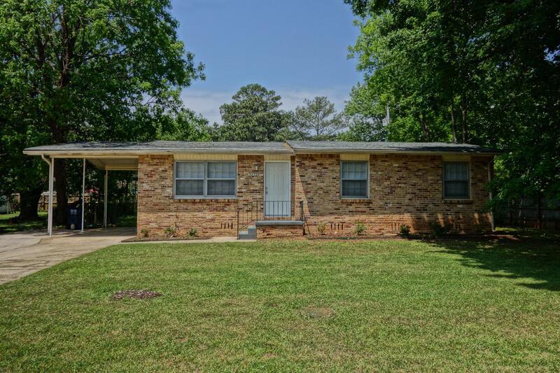 3202 Berkley St SW in Huntsville, AL - Building Photo