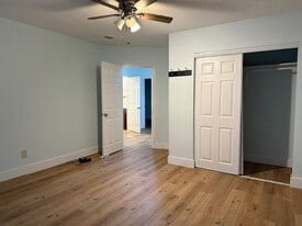 2543 E Ann Arbor Ave in Dallas, TX - Building Photo