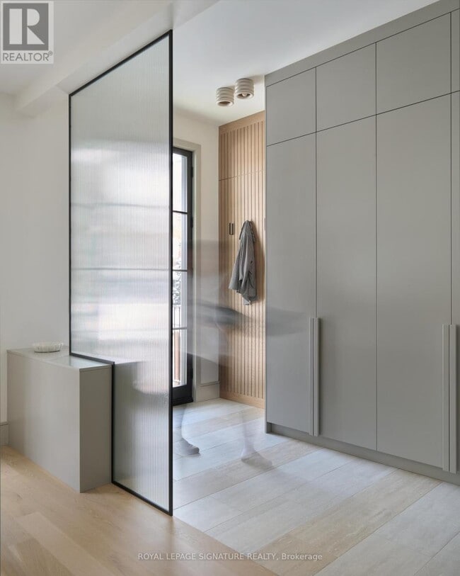 82 Gough Ave in Toronto, ON - Building Photo - Building Photo