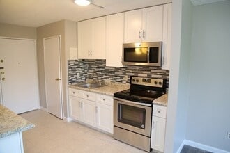 40 Cochituate Rd in Framingham, MA - Foto de edificio - Building Photo