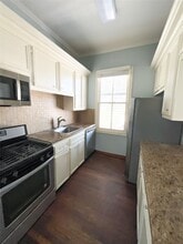 901 Broadway Avenue J in Galveston, TX - Building Photo - Building Photo