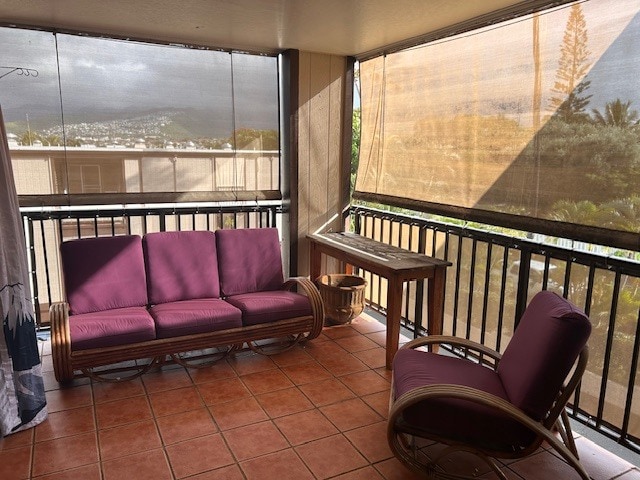 3731 Kanaina Ave, Unit 329 in Honolulu, HI - Building Photo - Building Photo