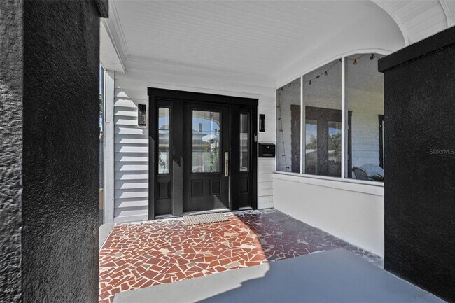2925 2nd Ave N in St. Petersburg, FL - Building Photo - Building Photo