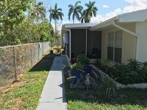 2147 Washington Ave in Naples, FL - Building Photo - Other