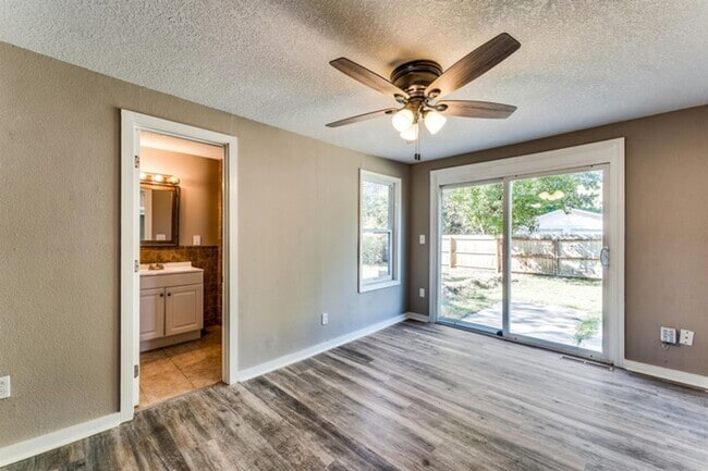 231 S Gordon Ave in Wichita, KS - Building Photo - Building Photo