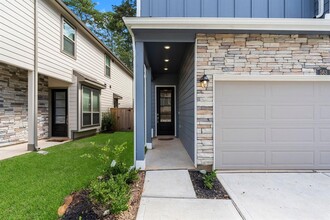 563 Dry Fork Ln in Conroe, TX - Building Photo - Building Photo