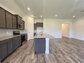 701 Dripping Spgs Ln in Cleburne, TX - Building Photo - Building Photo