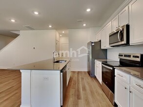 153 Anthurium Dr in Summerville, SC - Building Photo - Building Photo