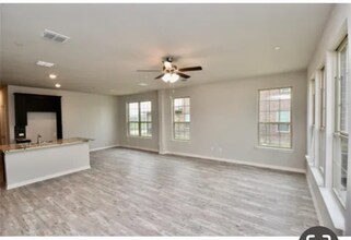3401 Solana Cir in Denton, TX - Building Photo - Building Photo