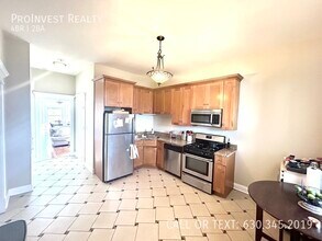 2238 N Kimball Ave in Chicago, IL - Building Photo - Building Photo