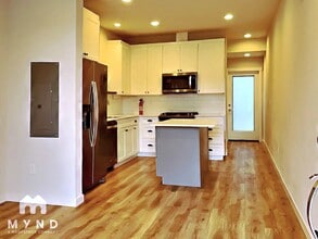 7023 42nd Ave S in Seattle, WA - Building Photo - Building Photo