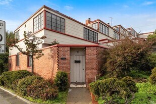 701 Napa St in Vallejo, CA - Building Photo