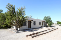 521-525 Cedar St SE in Albuquerque, NM - Foto de edificio - Building Photo