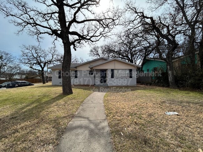 property at 5556 Mac Arthur Dr