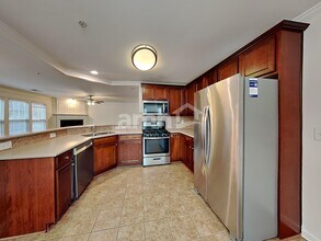 325 Balaban Cir in Woodstock, GA - Building Photo - Building Photo