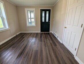 246 Emmett Rd in Bristol, TN - Building Photo - Building Photo