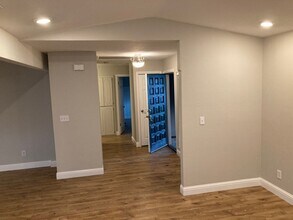 1382 Love Way in Auburn, CA - Building Photo - Building Photo