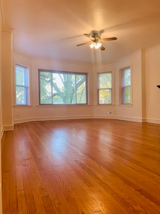 6316 N Rockwell St-Unit -2 in Chicago, IL - Building Photo - Building Photo